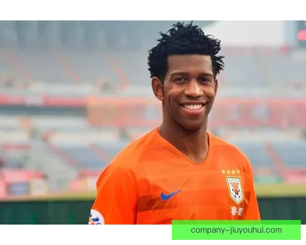 巴西科林蒂安名将吉尔宣布退役一段坚守与荣耀落幕职业生涯终章