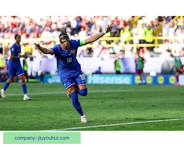 西班牙力克英格兰夺冠 欧洲杯决赛2比1荣耀时刻